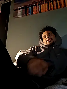 Snapshot of Painstickwes chatting on February 21, 8:33 pm Painstickwes online show from February 21, 8:33 pm