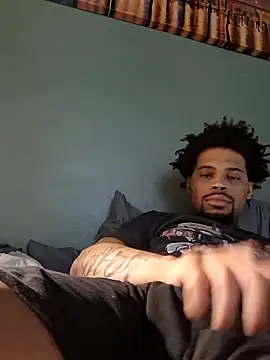 Snapshot of Painstickwes chatting on February 25, 7:19 am Painstickwes online show from February 25, 7:19 am