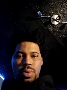 Snapshot of Painstickwes chatting on February 6, 7:21 pm Painstickwes online show from February 6, 7:21 pm