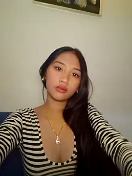 Snapshot of Bunny72772 chatting on October 12, 3:46 pm Bunny72772 online show from October 12, 3:46 pm