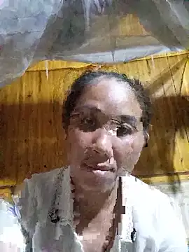 Snapshot of vtmbae chatting on July 12, 10:49 am vtmbae online show from July 12, 10:49 am