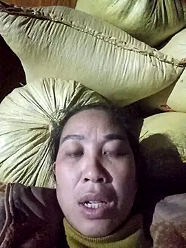 vtmbae online show from February 4, 10:27 pm