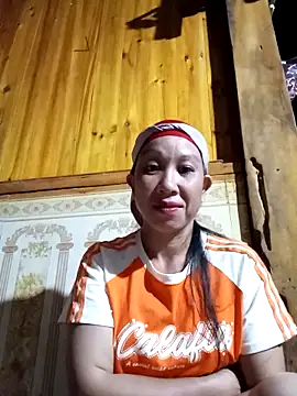 Snapshot of vtmbae chatting on October 13, 7:37 pm vtmbae online show from October 13, 7:37 pm