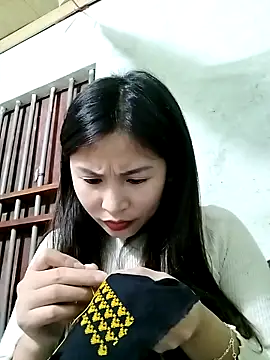 Snapshot of Mai4568 chatting on October 31, 1:52 pm Mai4568 online show from October 31, 1:52 pm