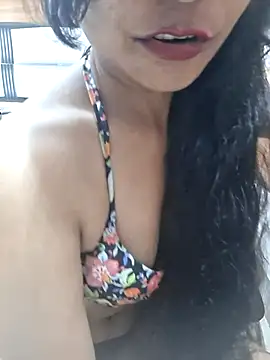 Snapshot of Soni_cute86526 chatting on July 7, 4:59 am Soni cute86526 online show from July 7, 4:59 am