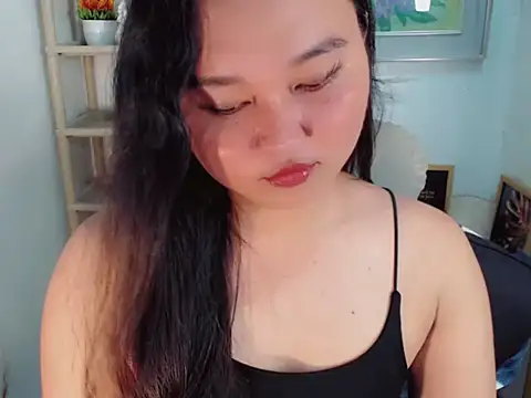 Eyes-on-me online show from June 18, 6:56 am