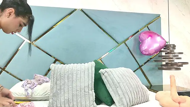 Cloe sm online show from October 4, 11:34 am