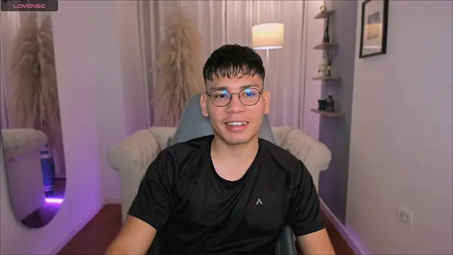 marcuswildx online show from January 11, 11:28 am