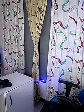 Snapshot of marcuswildx chatting on November 20, 11:47 pm marcuswildx online show from November 20, 11:47 pm