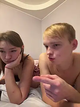 Snapshot of LinChka5789 chatting on November 3, 10:46 pm LinChka5789 online show from November 3, 10:46 pm