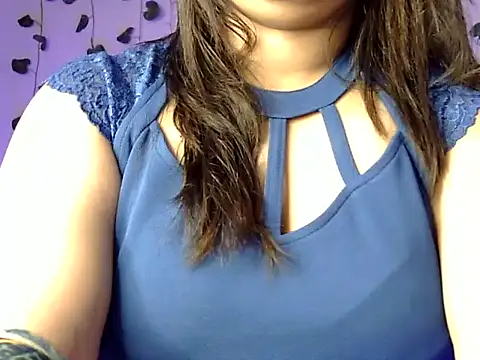 Aaliya02 online show from November 24, 2:33 am