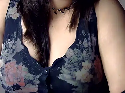 Aaliya02 online show from November 15, 8:24 pm