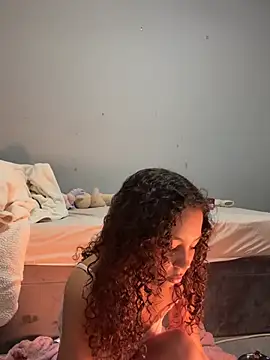 Snapshot of OliviaAshhh chatting on January 18, 12:47 am OliviaAshhh online show from January 18, 12:47 am