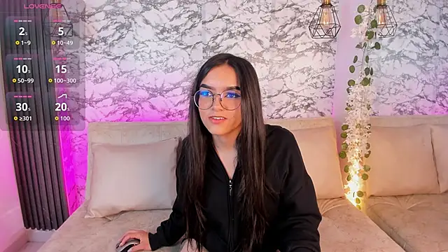 Snapshot of eimi_rosse18 chatting on November 13, 12:42 pm eimi rosse18 online show from November 13, 12:42 pm