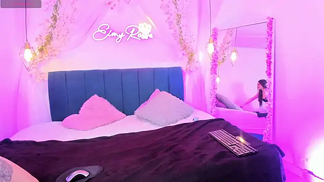 Snapshot of eimi_rosse18 chatting on January 17, 12:09 pm eimi rosse18 online show from January 17, 12:09 pm