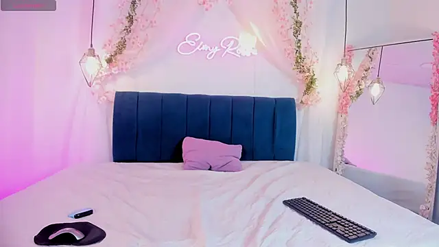 Snapshot of eimi_rosse18 chatting on January 13, 12:09 pm eimi rosse18 online show from January 13, 12:09 pm