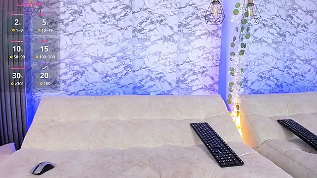 Snapshot of eimi_rosse18 chatting on December 4, 12:37 pm eimi rosse18 online show from December 4, 12:37 pm