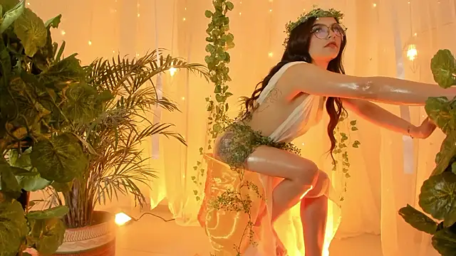 Snapshot of eimi_rosse18 chatting on February 28, 1:22 pm eimi rosse18 online show from February 28, 1:22 pm