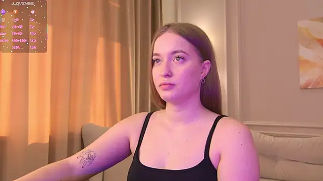 Snapshot of Eva_Haris chatting on October 9, 11:00 am Eva Haris online show from October 9, 11:00 am