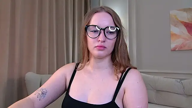 Snapshot of Eva_Haris chatting on September 27, 7:14 am Eva Haris online show from September 27, 7:14 am