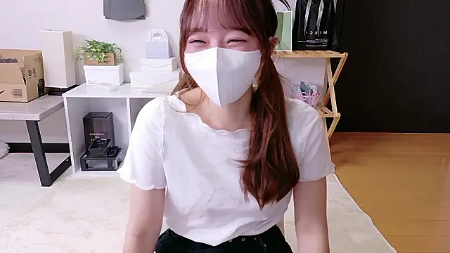 saku sakura  online show from October 6, 1:12 pm