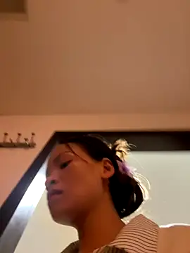 Snapshot of ___Dorry02___ chatting on October 8, 7:43 am Dorry02 online show from October 8, 7:43 am