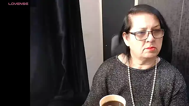 MissSanjanne online show from April 15, 2:28 am