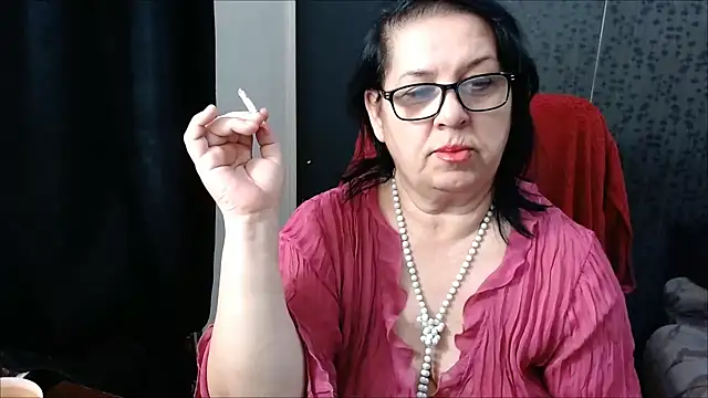 Snapshot of MissSanjanne chatting on February 2, 9:45 pm MissSanjanne online show from February 2, 9:45 pm