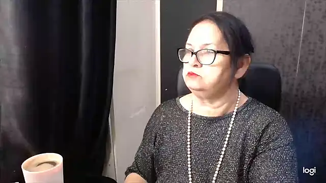 MissSanjanne online show from November 7, 7:18 pm