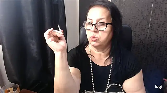 Snapshot of MissSanjanne chatting on September 28, 8:54 am MissSanjanne online show from September 28, 8:54 am