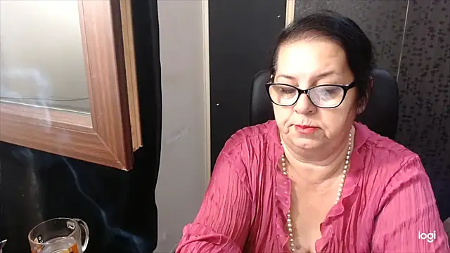 Snapshot of MissSanjanne chatting on September 21, 4:28 am MissSanjanne online show from September 21, 4:28 am