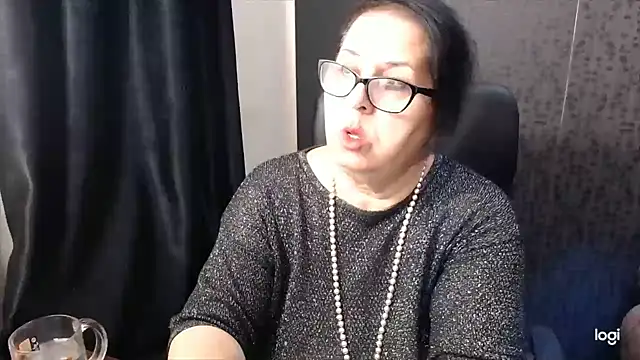 Snapshot of MissSanjanne chatting on October 7, 6:58 am MissSanjanne online show from October 7, 6:58 am