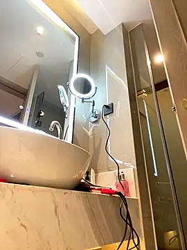 miumiu-66 online show from November 2, 12:37 am