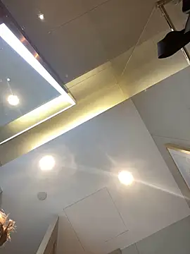 miumiu-66 online show from October 26, 1:33 pm