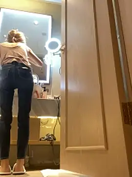 miumiu-66 online show from December 20, 6:49 am