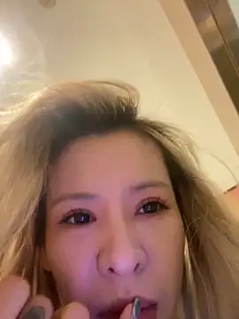 miumiu-66 online show from February 28, 12:54 am