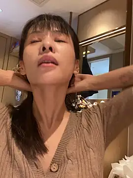 miumiu-66 online show from March 18, 11:59 pm