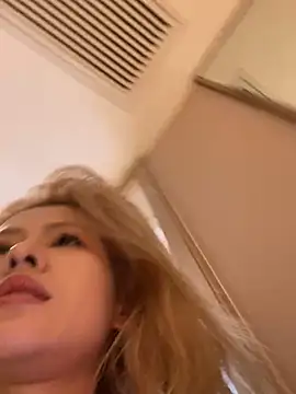 miumiu-66 online show from December 21, 1:46 pm