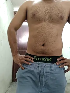 Snapshot of malludreamer chatting on September 28, 6:42 am malludreamer online show from September 28, 6:42 am