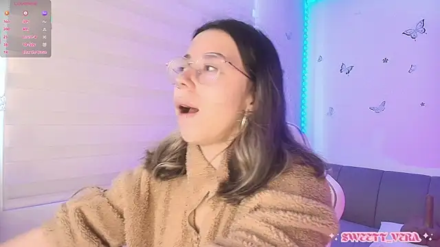 sweettvera online show from April 17, 1:36 pm