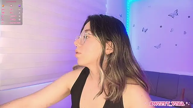 sweettvera online show from April 15, 7:58 pm