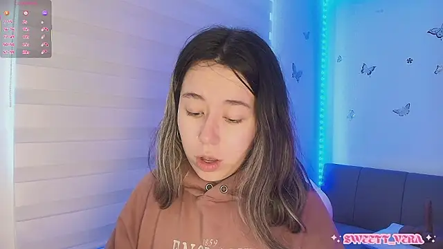 sweettvera online show from March 18, 6:09 pm