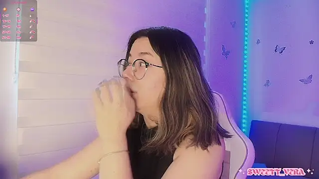 sweettvera online show from February 20, 1:24 pm