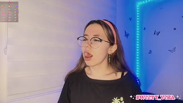 sweettvera online show from October 10, 10:38 am