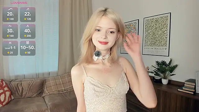 LaureMestler online show from November 7, 7:35 am