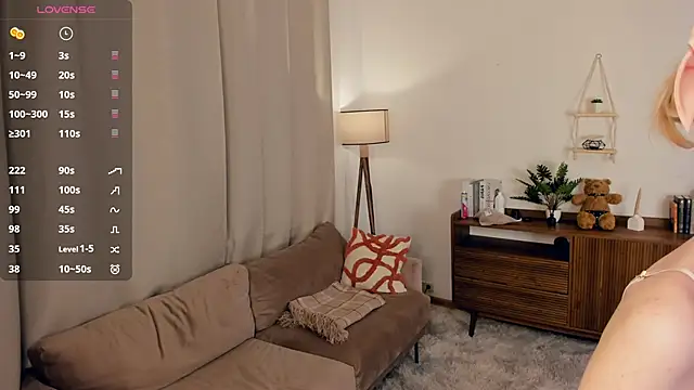 LaureMestler online show from March 7, 9:59 am