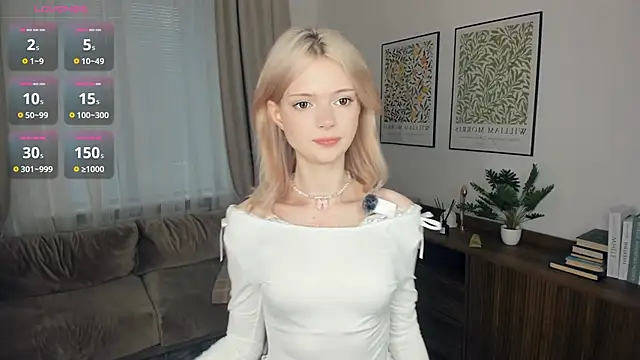 LaureMestler online show from October 6, 8:37 am