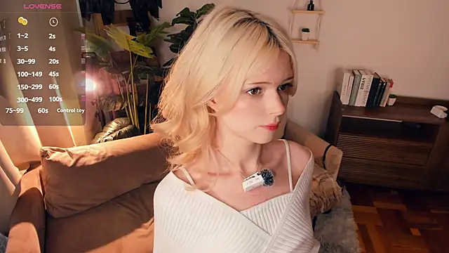 LaureMestler online show from March 23, 8:14 am