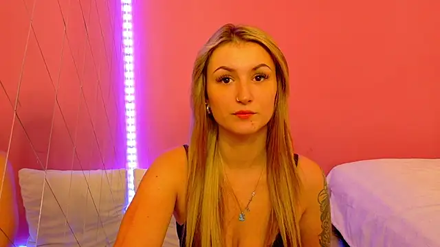 Anaayss  online show from November 25, 5:08 am