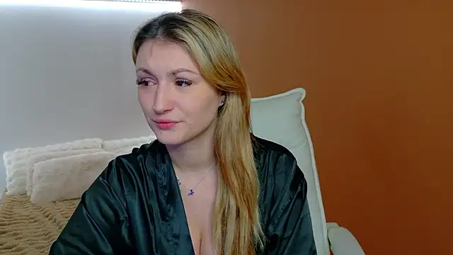 Anaayss  online show from January 19, 5:33 am